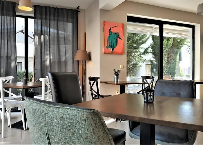 Nlv Seaside Apartman Napospart